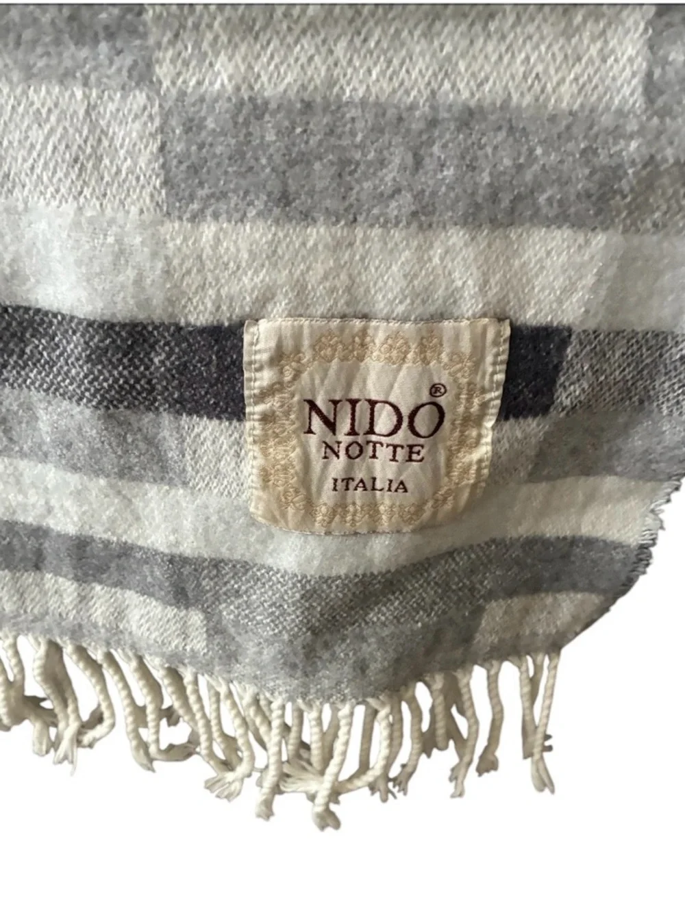 Nido Notte Italia Throw Blanket Gray‎ Plaid Fringe